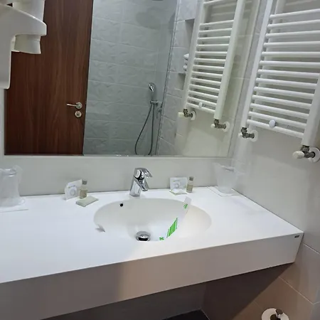 Amiral Hotel 4*