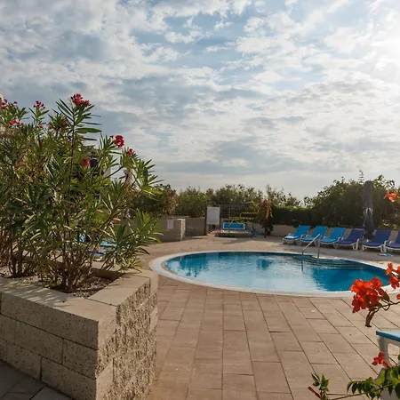 Amiral Hotel 4*